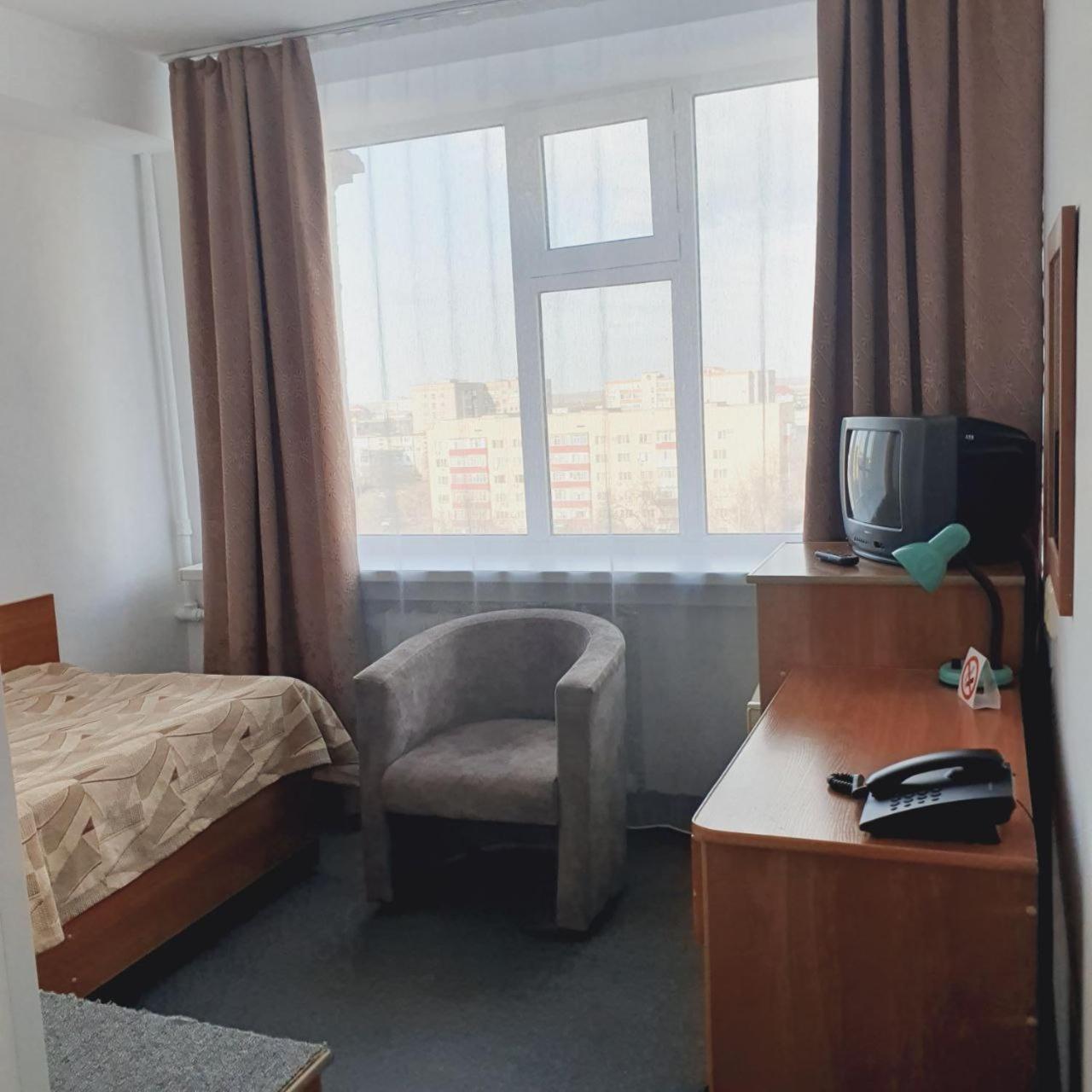 Aktobe Hotel Exterior foto